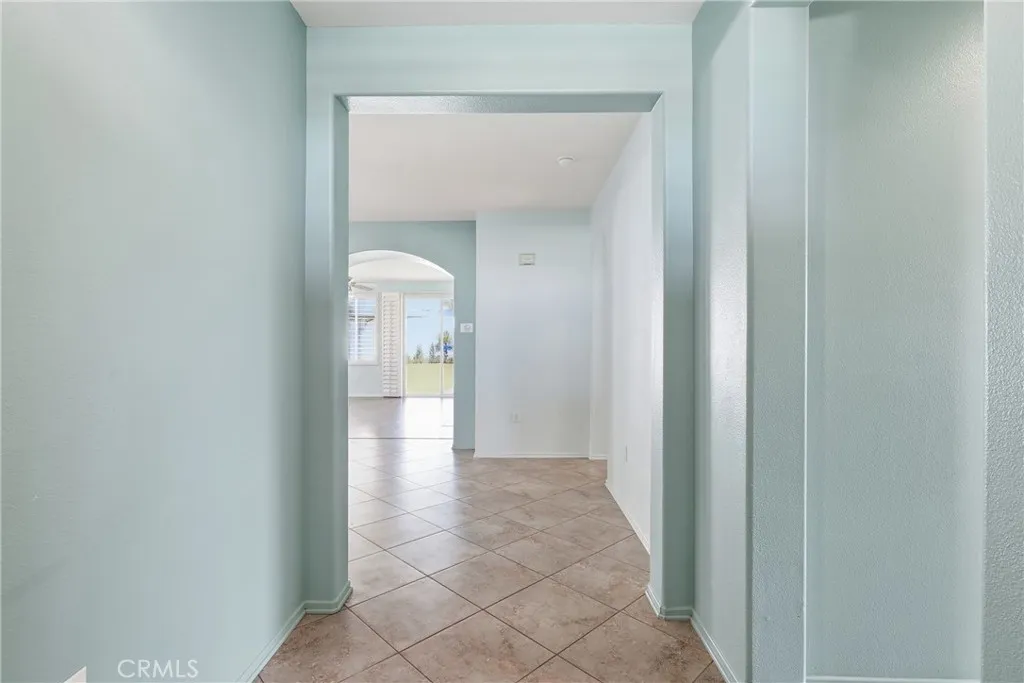 39320 Beringer, Murrieta, California 92563 home-pic-12