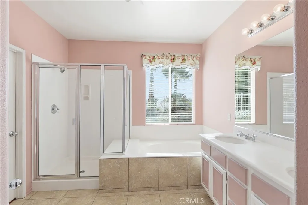 39320 Beringer, Murrieta, California 92563 home-pic-31