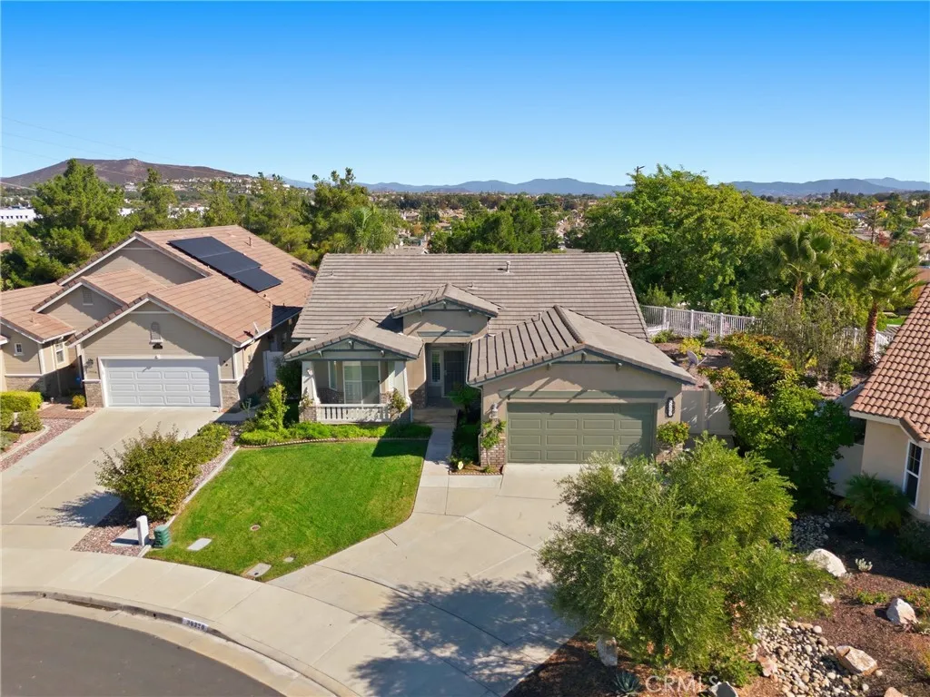 39320 Beringer, Murrieta, California 92563 home-pic-0