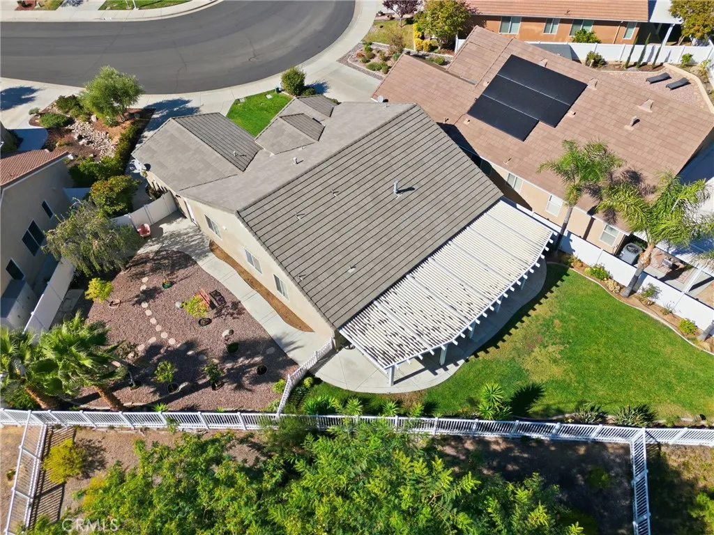 39320 Beringer, Murrieta, California 92563 home-pic-6