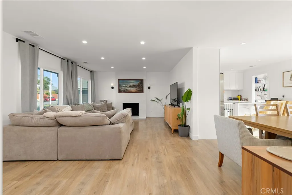 6082 Royalist, Huntington Beach, California 92647 home-pic-7