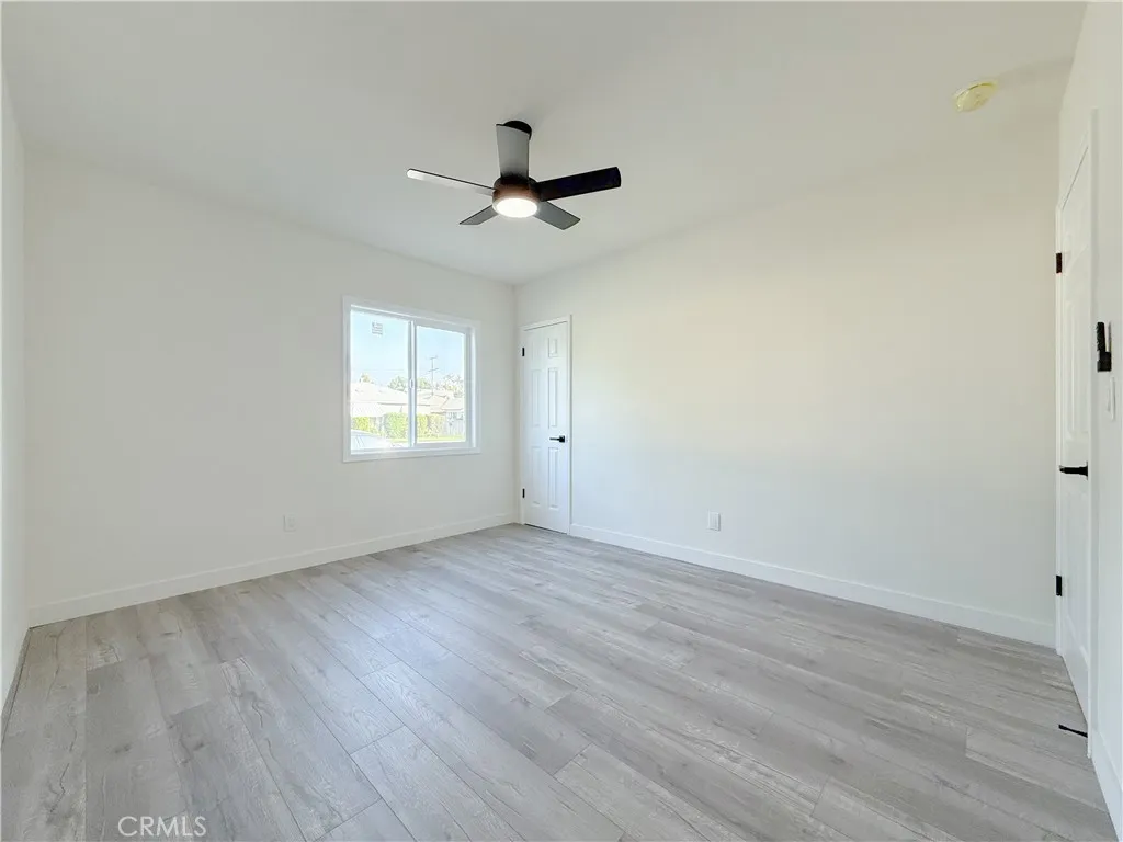 1215 N Chester Avenue, Compton, California 90221 home-pic-13