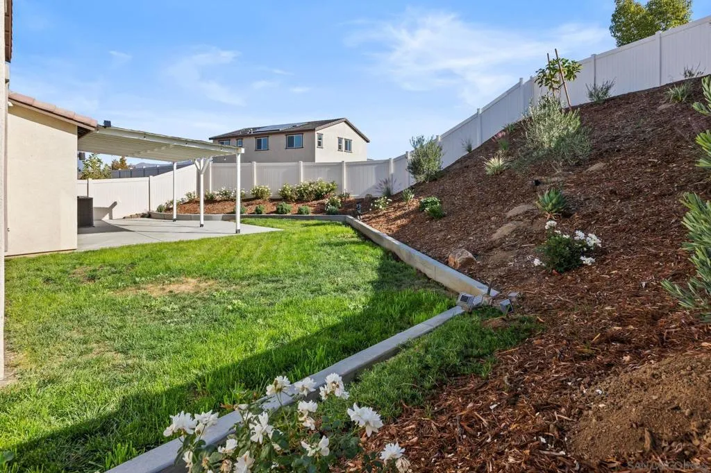29634 Lewis Cir, Winchester, California 92596 home-pic-25