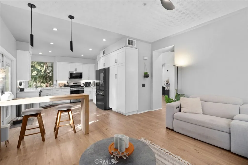 5630 Hunt Club, Fontana, California 92336 home-pic-17