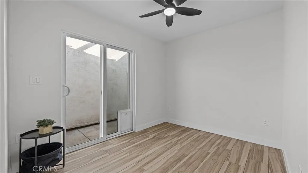 715 W 104th, Los Angeles, California 90044 home-pic-18