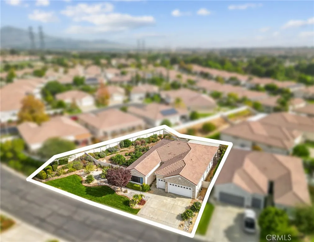 949 Pebble Beach Road, Beaumont, California 92223 home-pic-37