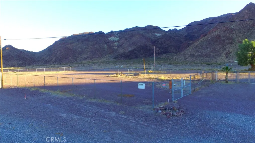 44655 44544 National Trails Highway, Newberry Springs, California 92365 home-pic-18