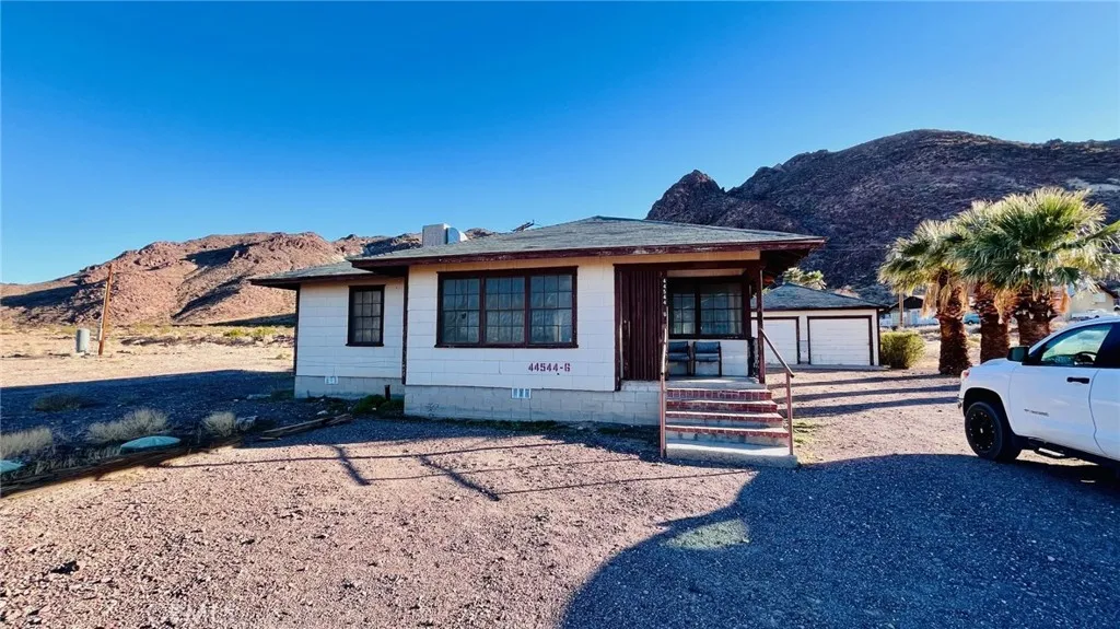 44655 44544 National Trails Highway, Newberry Springs, California 92365 home-pic-21