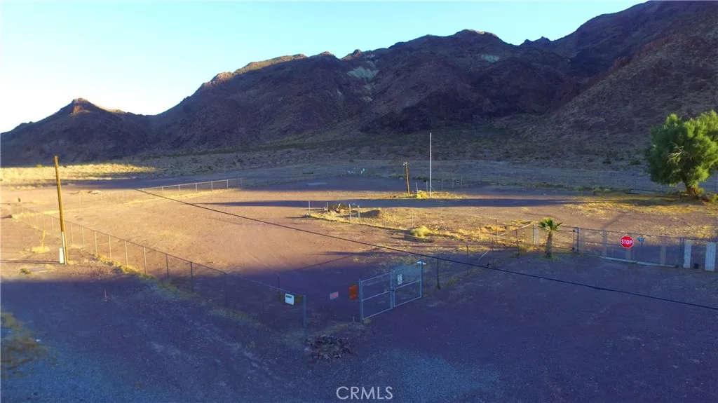 44655 44544 National Trails Highway, Newberry Springs, California 92365 home-pic-16