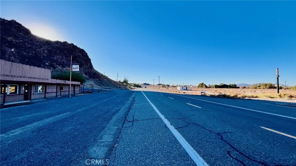 44655 44544 National Trails Highway, Newberry Springs, California 92365 home-pic-51