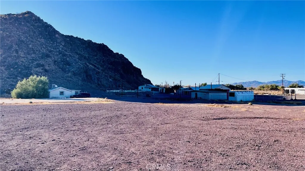 44655 44544 National Trails Highway, Newberry Springs, California 92365 home-pic-36