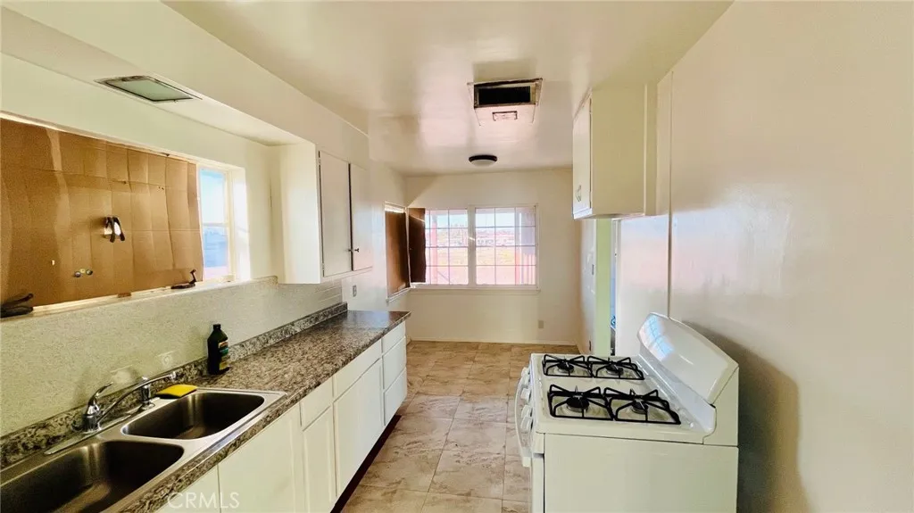 44655 44544 National Trails Highway, Newberry Springs, California 92365 home-pic-32