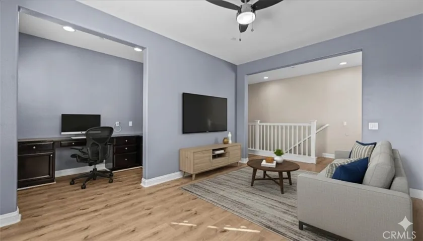 Loft/Office *Virtually Staged Photo With AI*