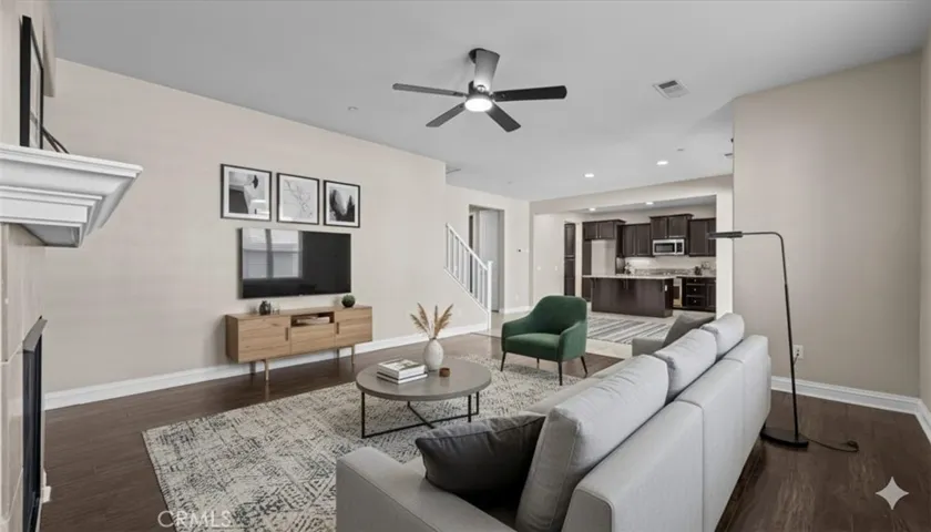 Den/Family Room *Virtually Staged Photo With AI*