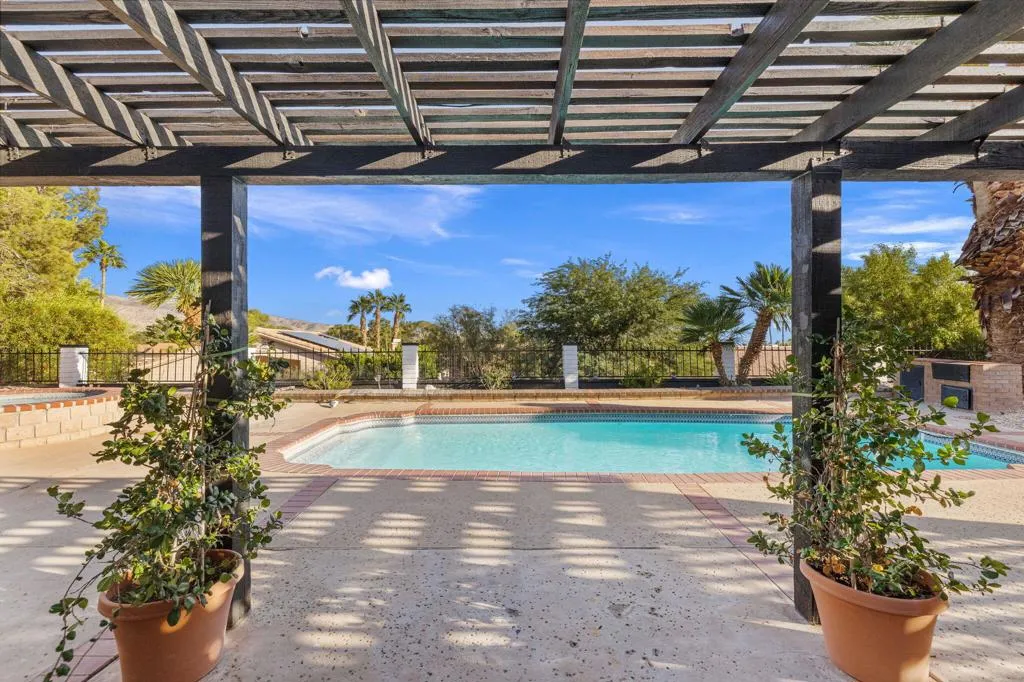 64635 Vardon Court, Desert Hot Springs, California 92240 home-pic-35