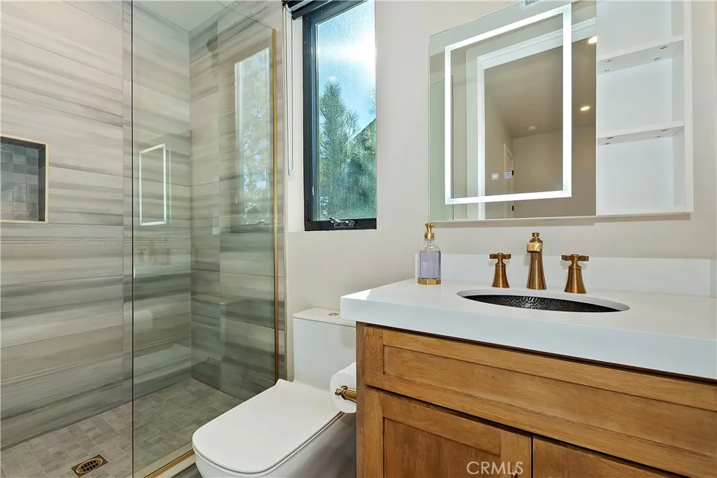 361 Meadow Circle N, Big Bear Lake, California 92315 home-pic-33