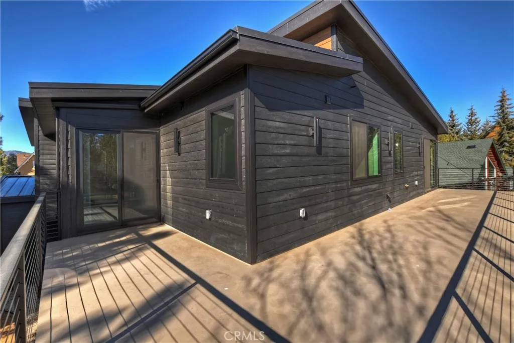 361 Meadow Circle N, Big Bear Lake, California 92315 home-pic-48