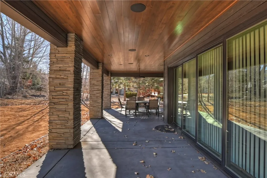 361 Meadow Circle N, Big Bear Lake, California 92315 home-pic-51