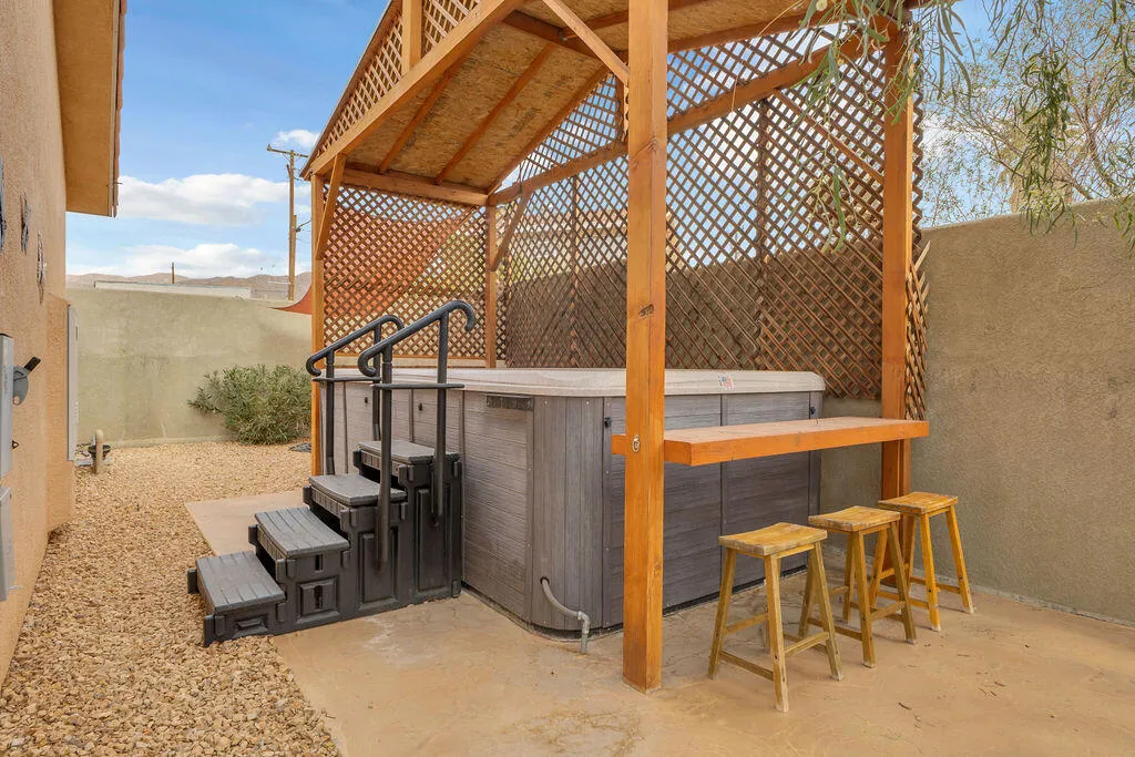 12622 Miracle Hill Road, Desert Hot Springs, California 92240 home-pic-58