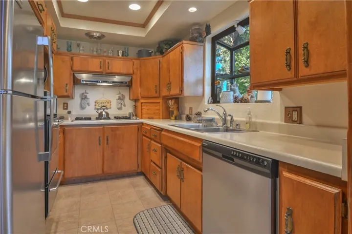 Full Stocked Kitchen