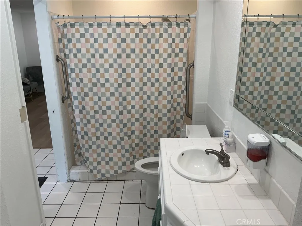 17734 Baltar Street, Reseda, California 91335 home-pic-1