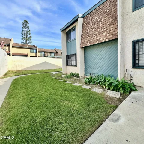 129 E Ventura St #A Building