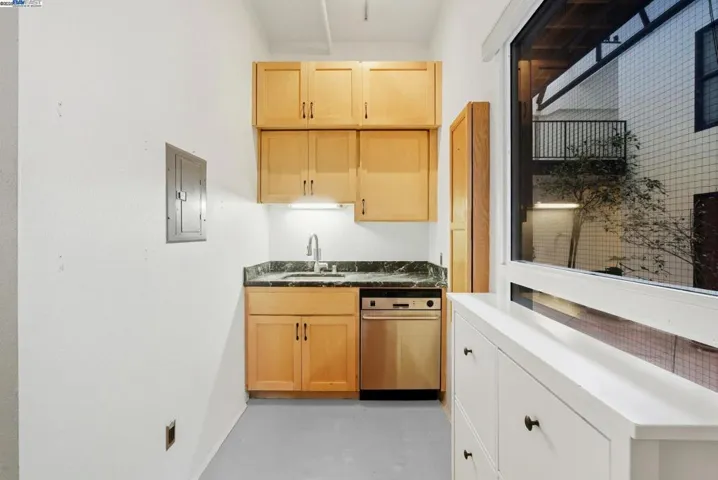 730 29th Street 106, Oakland, California 94609