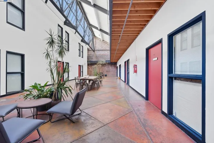 730 29th Street 106, Oakland, California 94609