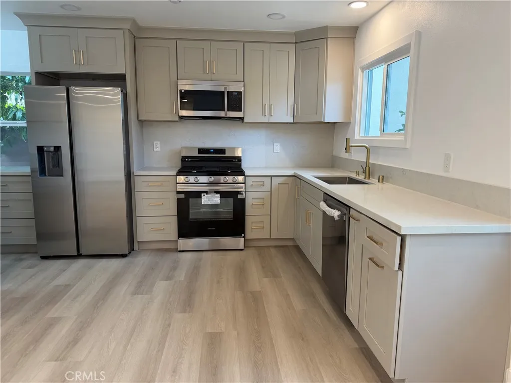 1804 E South, Anaheim, California 92805 home-pic-15