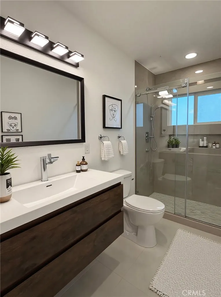 1804 E South, Anaheim, California 92805 home-pic-8