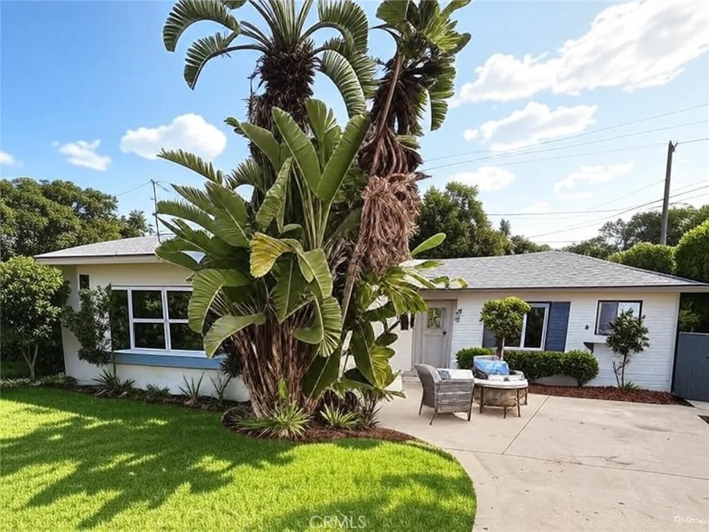 1804 E South, Anaheim, California 92805 home-pic-1