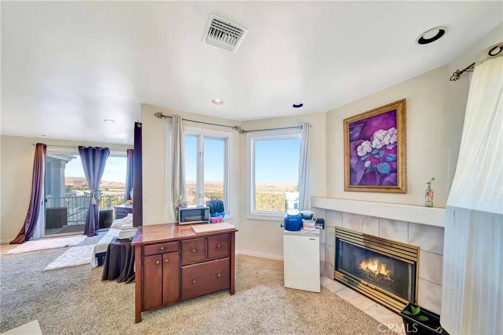 143 W Avenue S14, Palmdale, California 93551 home-pic-62