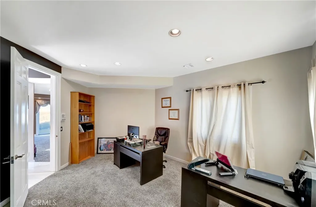 143 W Avenue S14, Palmdale, California 93551 home-pic-44