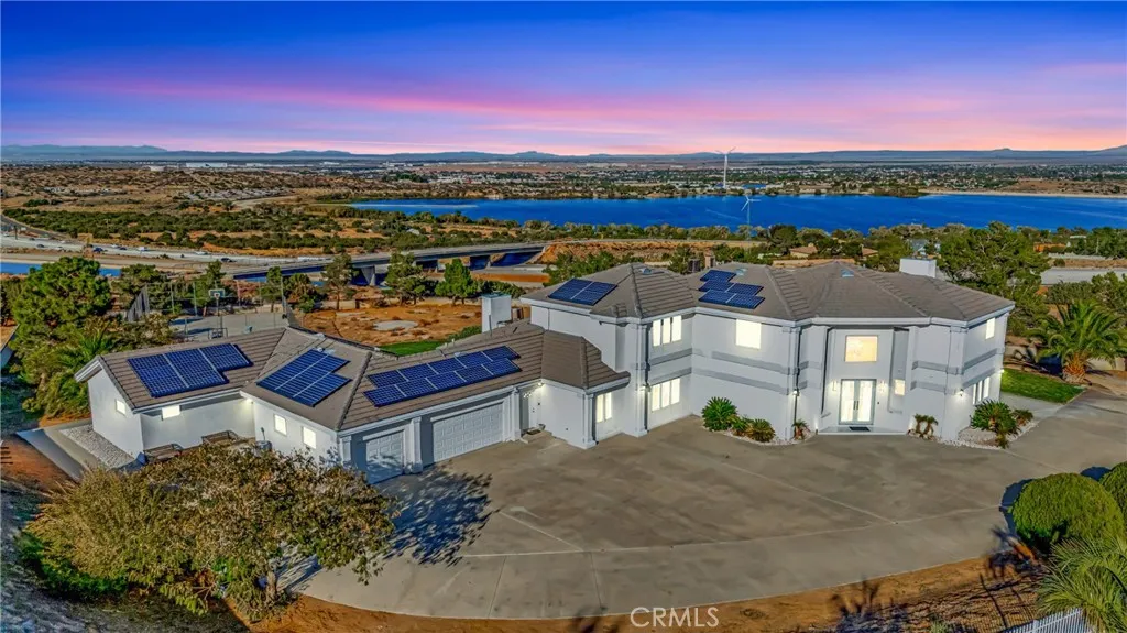 143 W Avenue S14, Palmdale, California 93551 home-pic-0