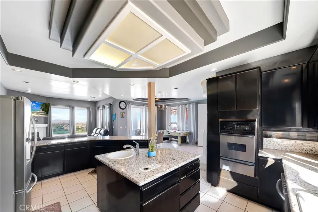 143 W Avenue S14, Palmdale, California 93551 home-pic-31