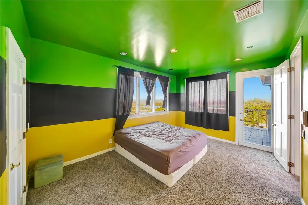 143 W Avenue S14, Palmdale, California 93551 home-pic-64