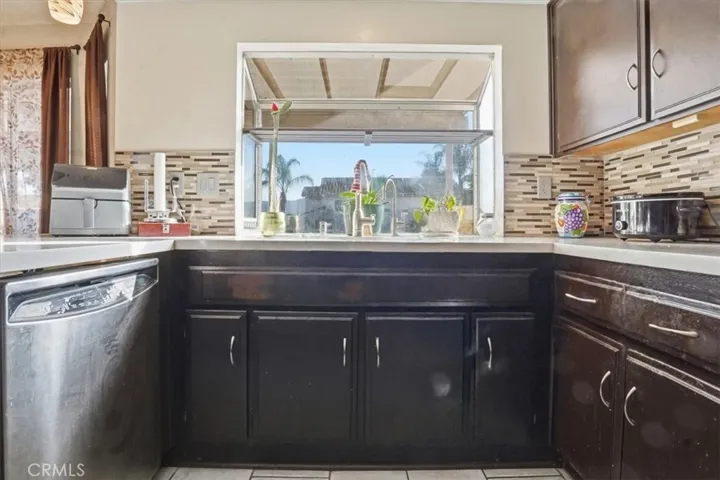 801 Broadway, Lake Elsinore, California 92530