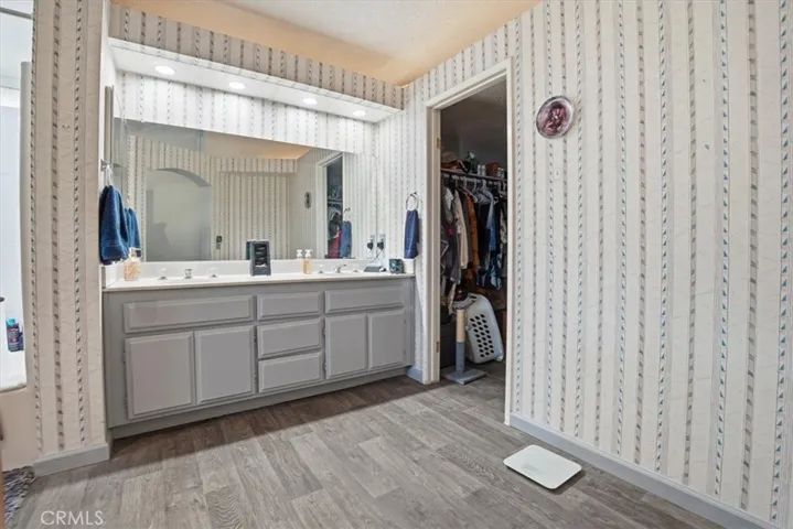 801 Broadway, Lake Elsinore, California 92530