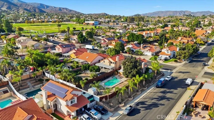 801 Broadway, Lake Elsinore, California 92530