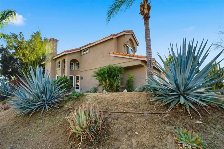 801 Broadway, Lake Elsinore, California 92530