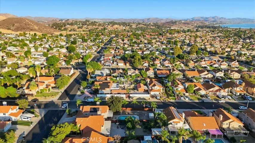 801 Broadway, Lake Elsinore, California 92530