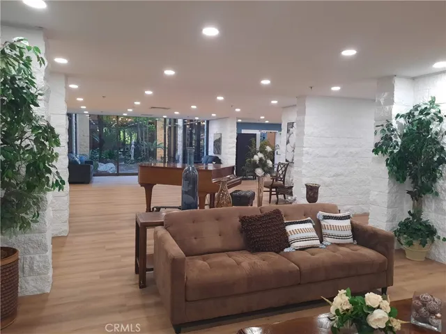 Latitude 50 dining room