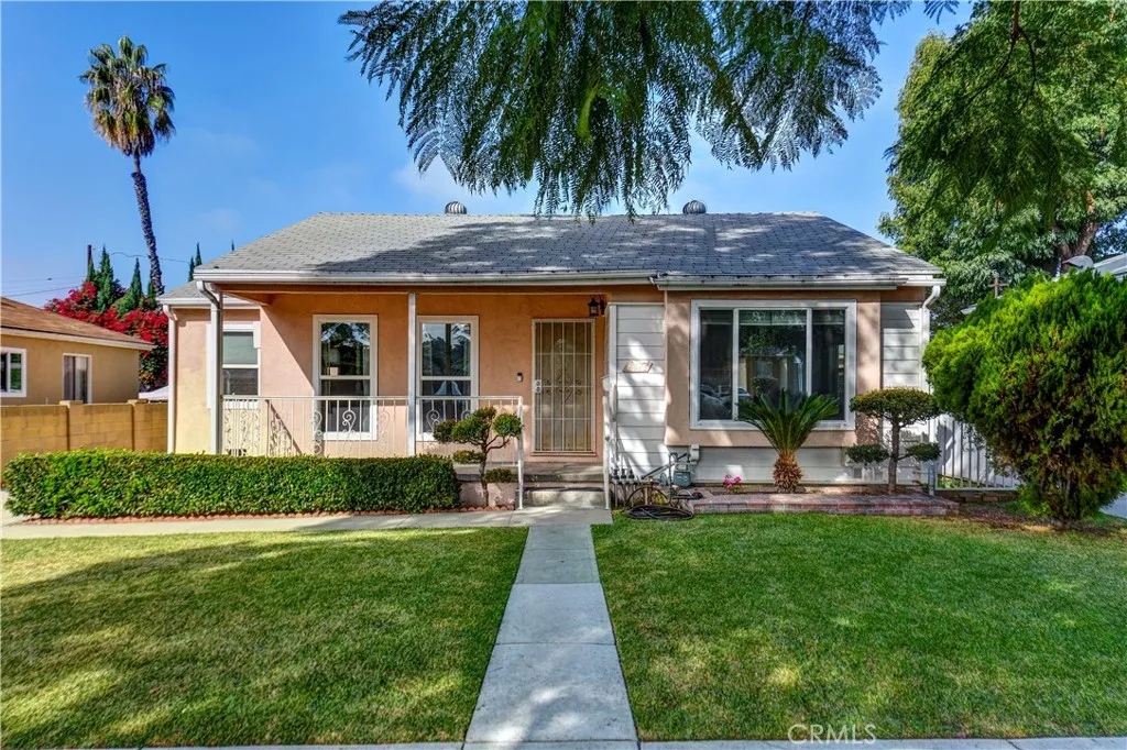 8415 Newlin Avenue, Whittier, California 90602 home-pic-0