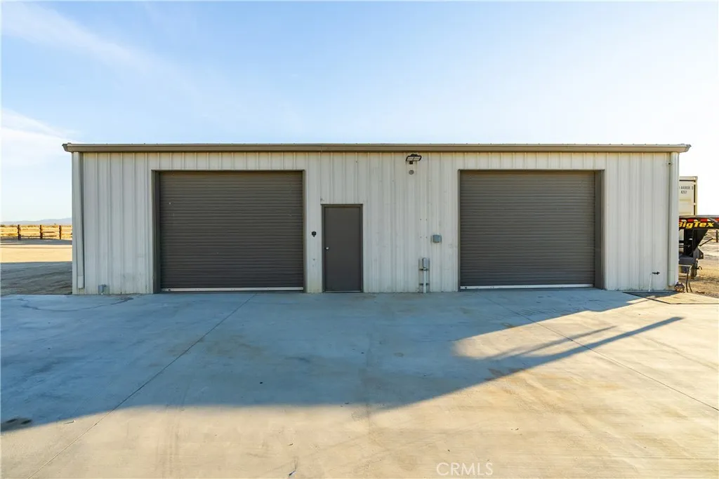18650 E Palmdale, Palmdale, California 93591 home-pic-46