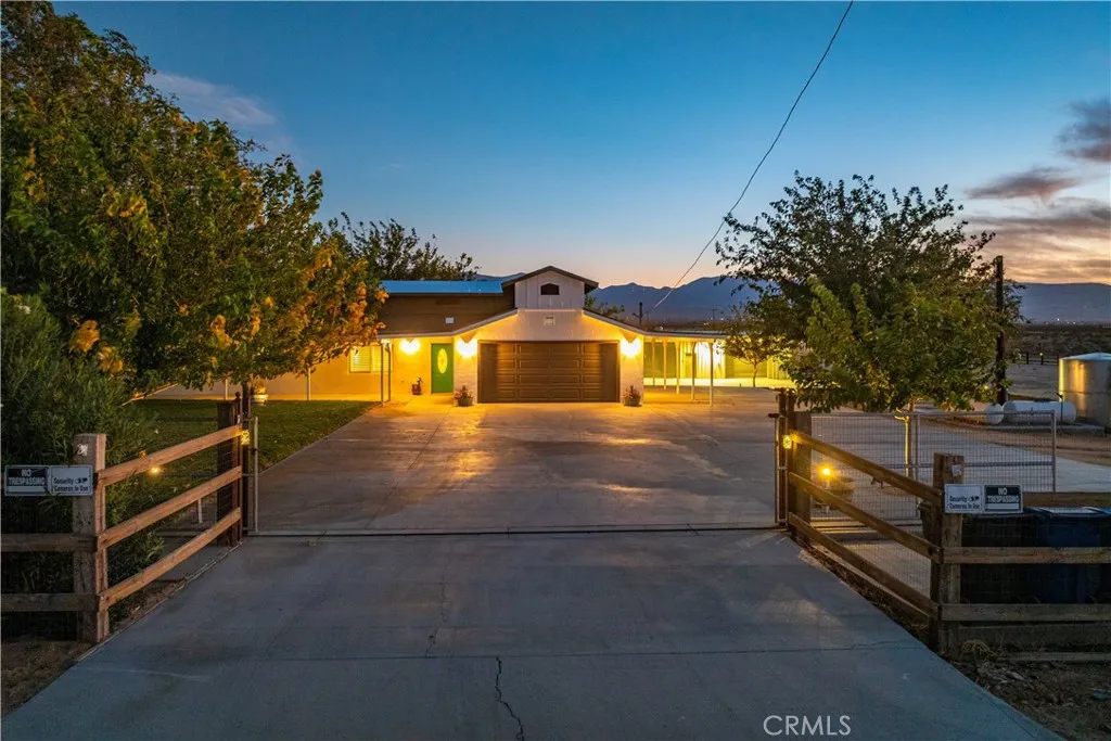 18650 E Palmdale, Palmdale, California 93591 home-pic-3