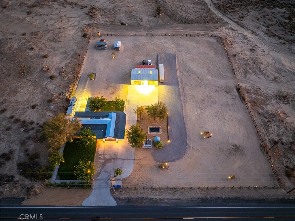 18650 E Palmdale, Palmdale, California 93591 home-pic-1
