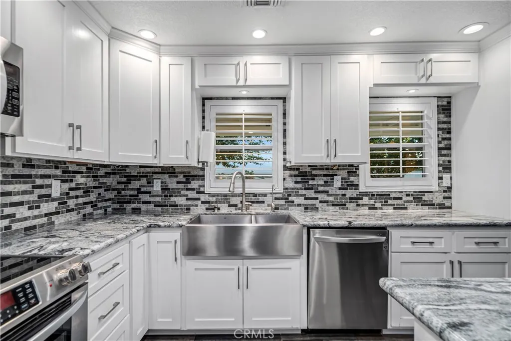 18650 E Palmdale, Palmdale, California 93591 home-pic-15