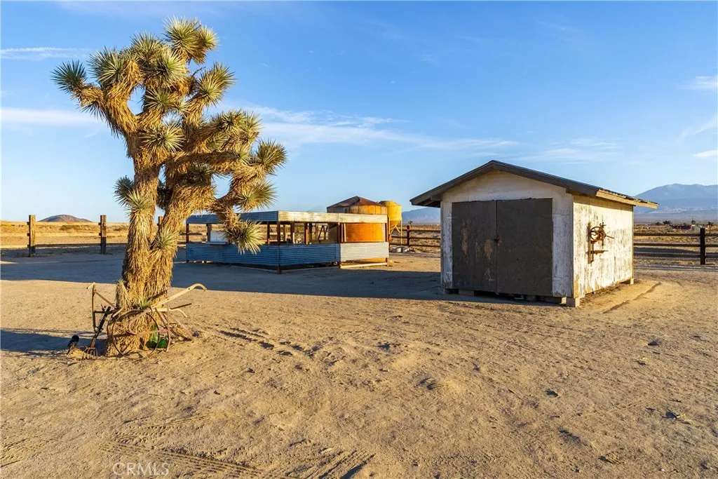 18650 E Palmdale, Palmdale, California 93591 home-pic-50