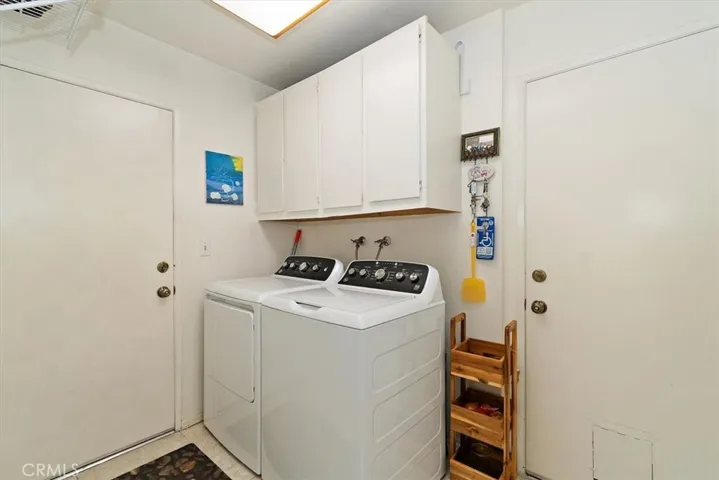 17403 Linda Way, Cerritos, California 90703