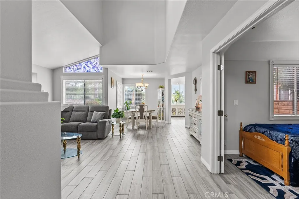 25726 Emerson Lane, Stevenson Ranch, California 91381 home-pic-16